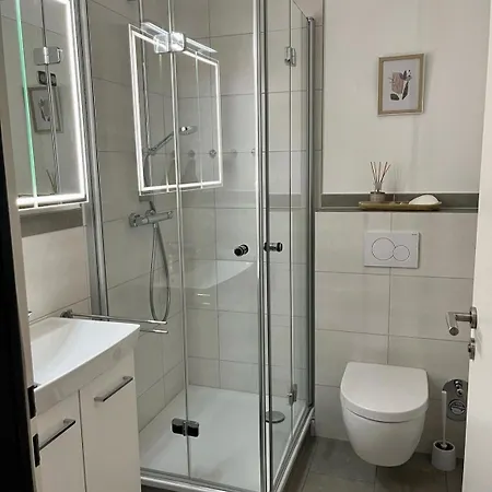 Prinz Hamlet Mit Meerblick Und Pool In Strandnaehe Pelzerhaken