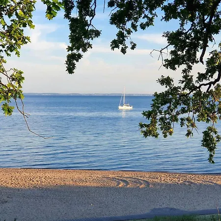 Prinz Hamlet Mit Meerblick Und Pool In Strandnaehe